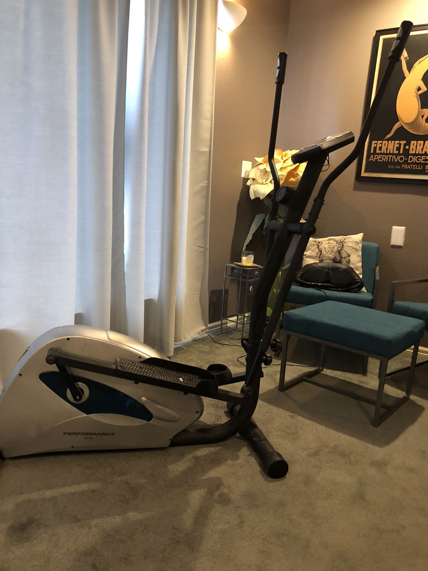 Free elliptical