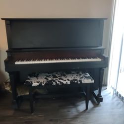 Antique (Working) Piano 