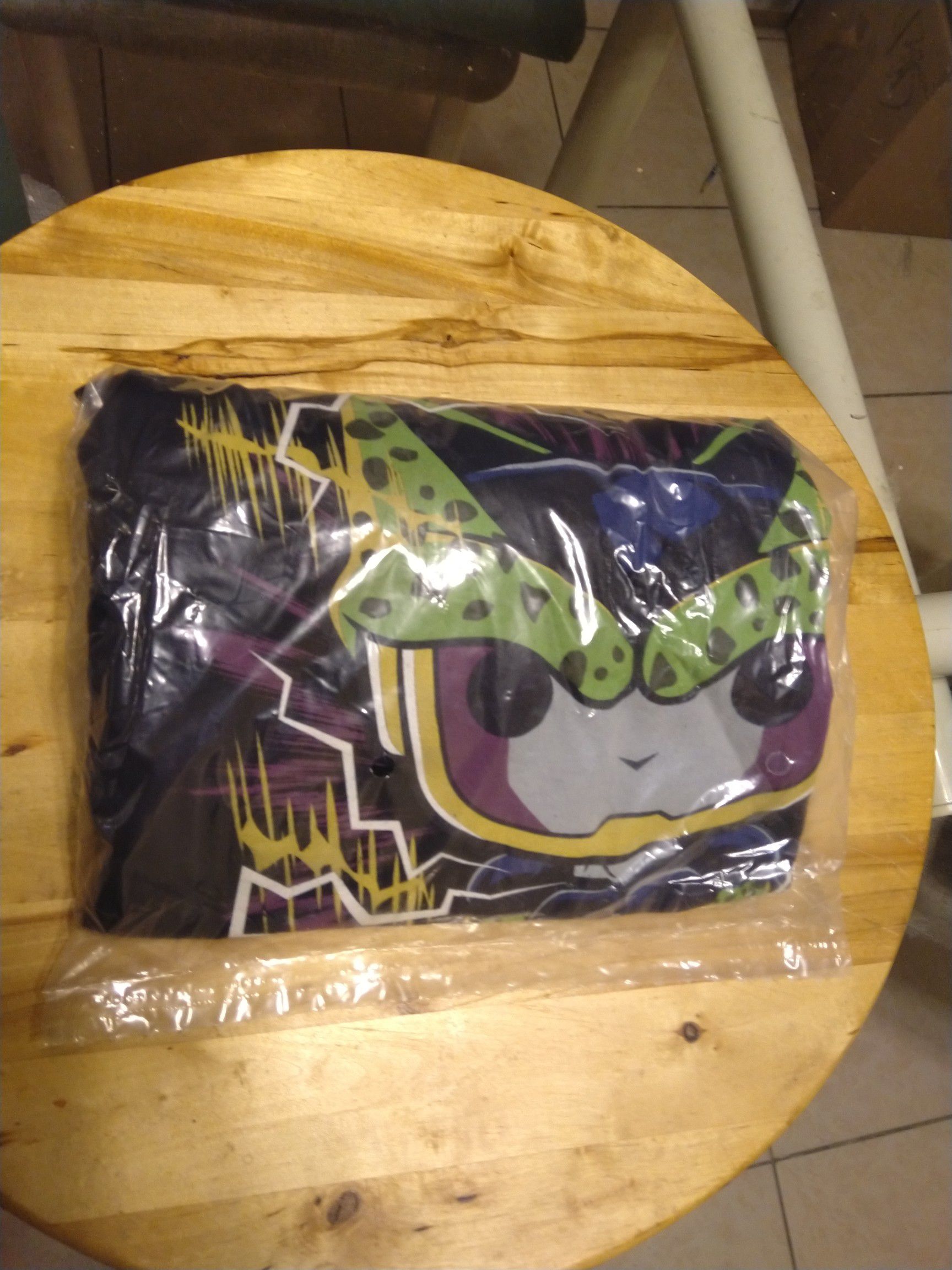 DBZ Dragon Ball Z Perfect Cell Funko Pop T-Shirt (XS)