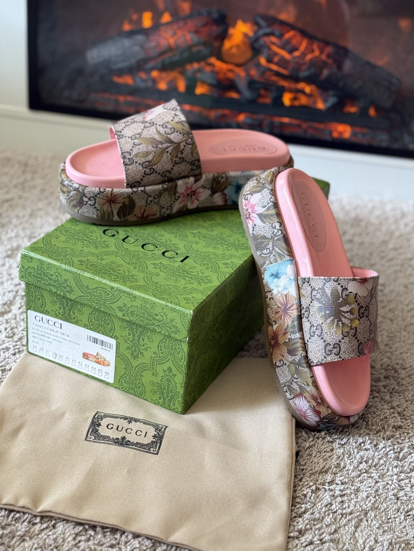 Women’s Gucci Sandals