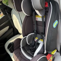 Convertible car seat