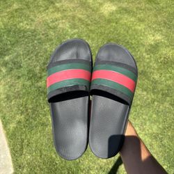 Gucci slides 
