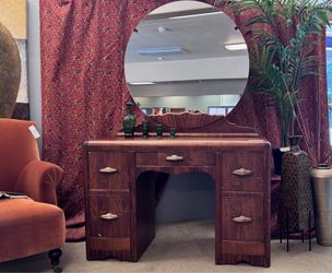 Art Deco Vanity Dresser