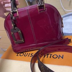 Louis. Vuitton Alma BB 