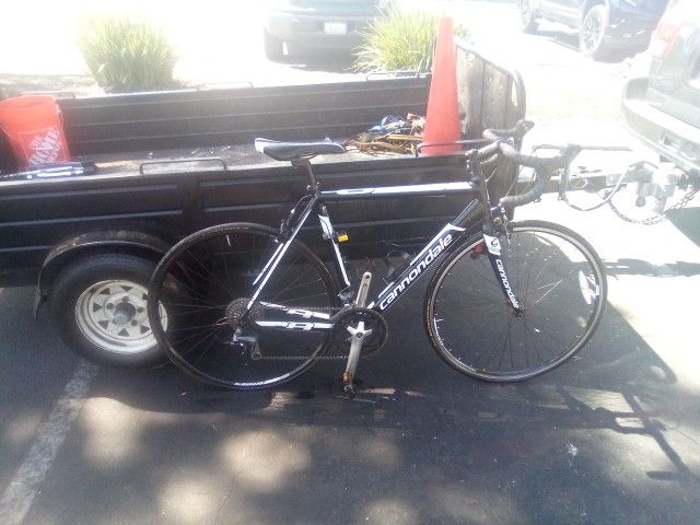 Cannondale Road Bike