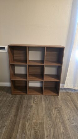 9 Cube Storage/Bookshelf