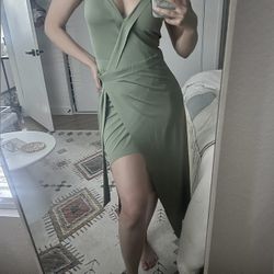 Dance & Marvel Olive Dress Size S