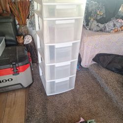 Tower Storage. 6 Drawer
