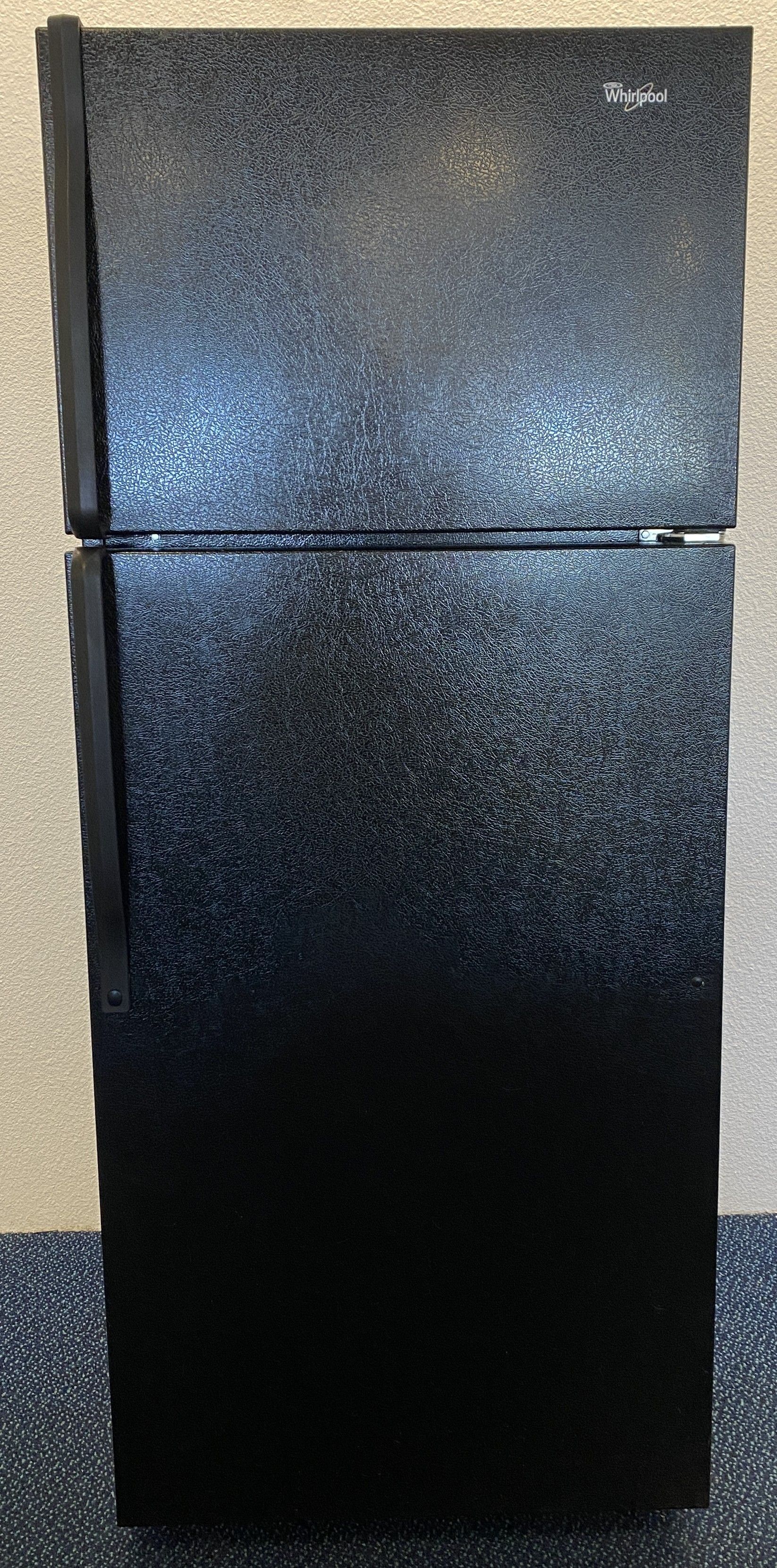 Black Whirlpool Top Freezer Refrigerator (1-0070)
