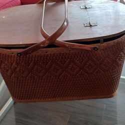 Redman woven wicker rattan picnic basket 21x13x12h $100obo