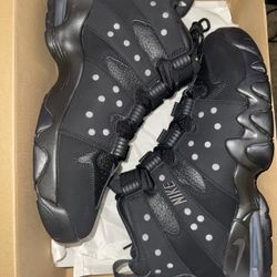 Size 9 CB2 94 All Black Barkleys Brand New