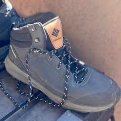 Columbia Men Hiking Boots 