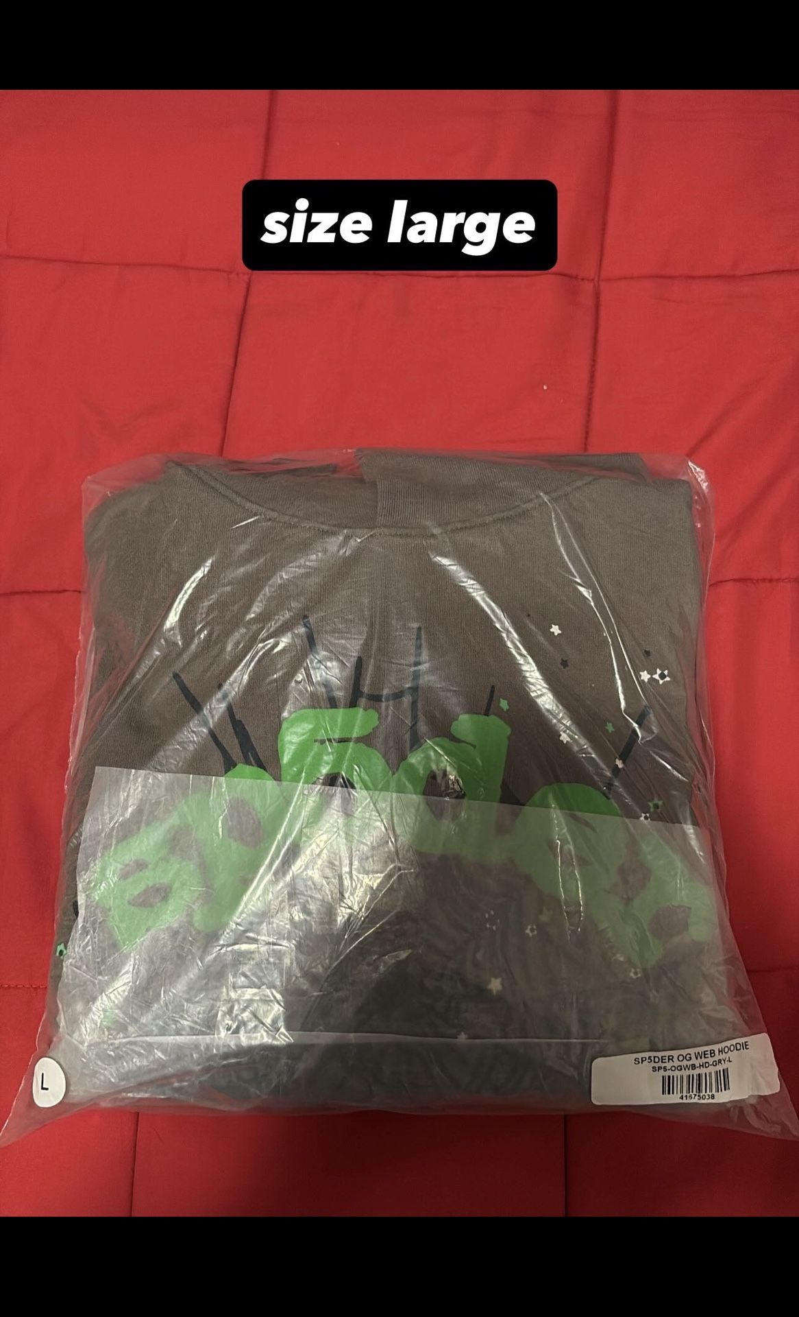 *looking for offers* Sp5der hoodie