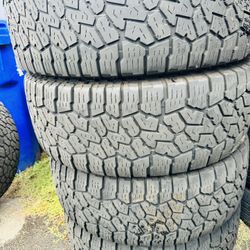 285/70/17 Set Of 4