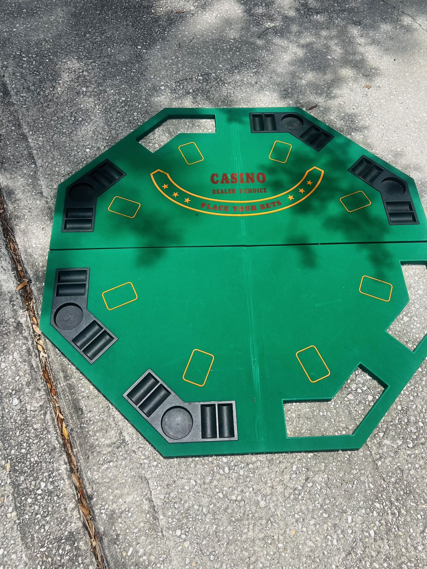 Poker Table
