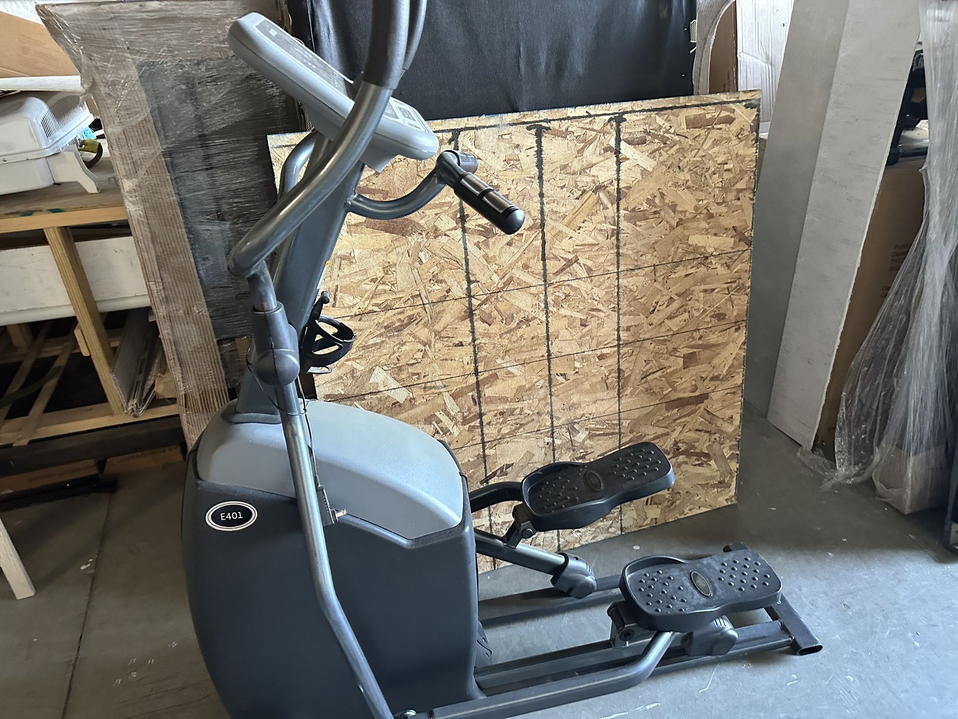 Horizon e401 elliptical hotsell