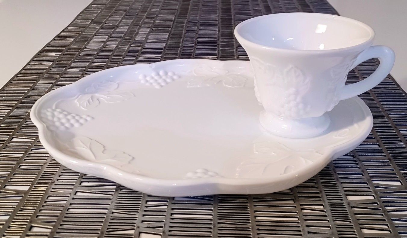 Vintage Indiana Milk Glass Luncheon Cups and Plates