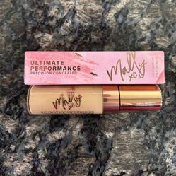 NEW MALLY COSMETICS ULTIMATE PERFORMANCE PRECISION CONCEALER IN MEDIUM $8!!