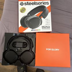 ARCTIS 7+ WIRELESS