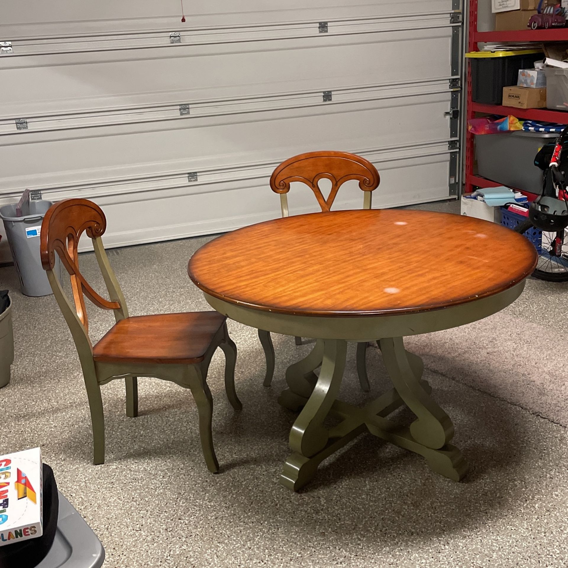 Kitchen Table 48” Round With 2 Chairs