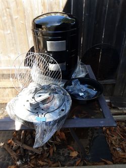Electric/Charcoal Smoker Grill black. Modle 5030, 5031