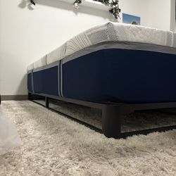 Novafoam Queen Mattress w/ Frame