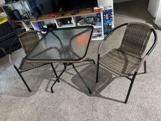 3-Piece Outdoor Patio Bistro Set – Glass Table + 2 Wicker Chairs