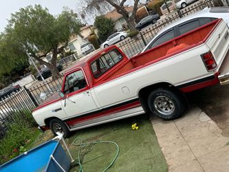 1986 Dodge D150