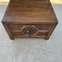  Vintage end table 