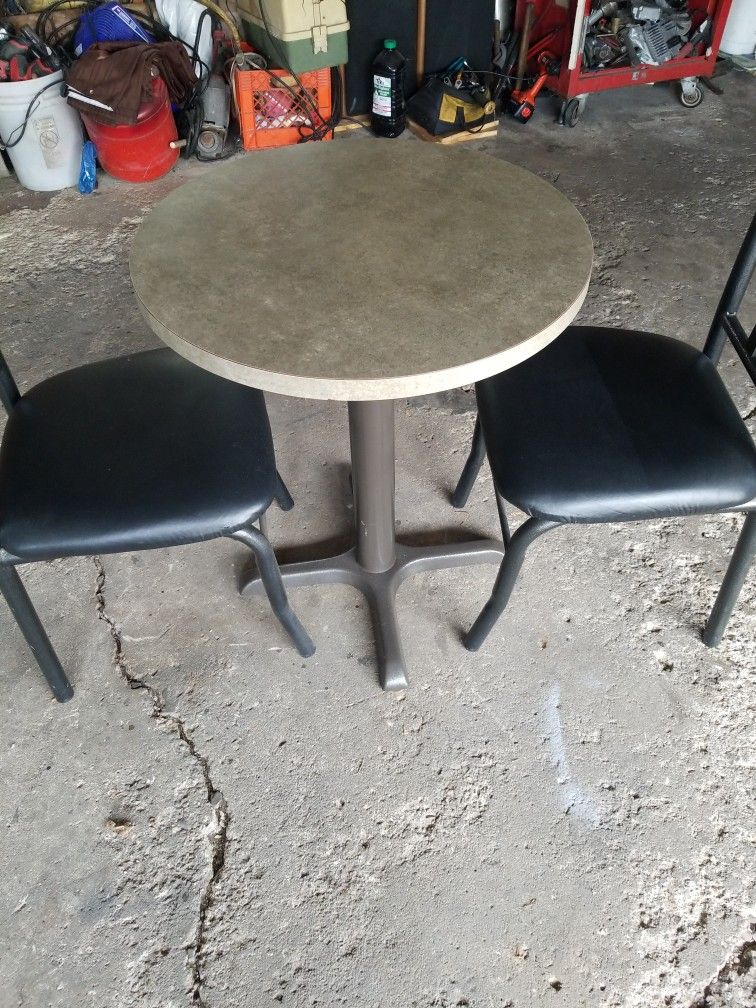 Breakfast Table And 2 Chairs