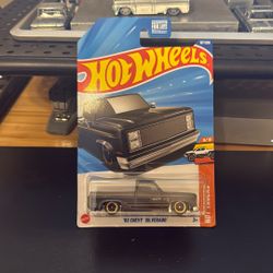 Hot Wheels ‘83 Silverado