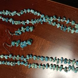 Turquoise necklace and earrings