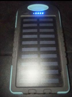 SOLARAY A50 PORTABLE CHARGER! VERY FAST Charging ON THE GO! SOLAR Charging! FLASHLIGHT! x2 USB! RARE