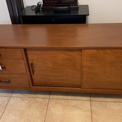 Williams Cabinet/Enclosed Storage 64” TV Stand