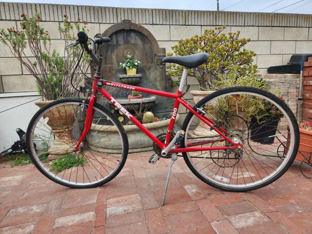 Trek Multitrack 700 Trek Multitrack 700