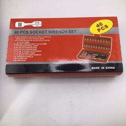 46 Pc Wrench And Socket set 