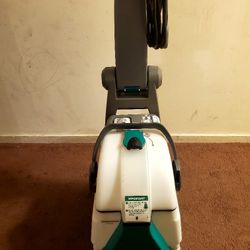 Bissell Big Green Professional Carpet Cleaner