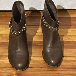 Brown Leather Ankle Boots With Spikes