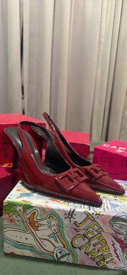 Burgnedy heels