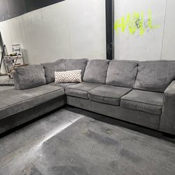 SECTIONAL COUCH SOFA