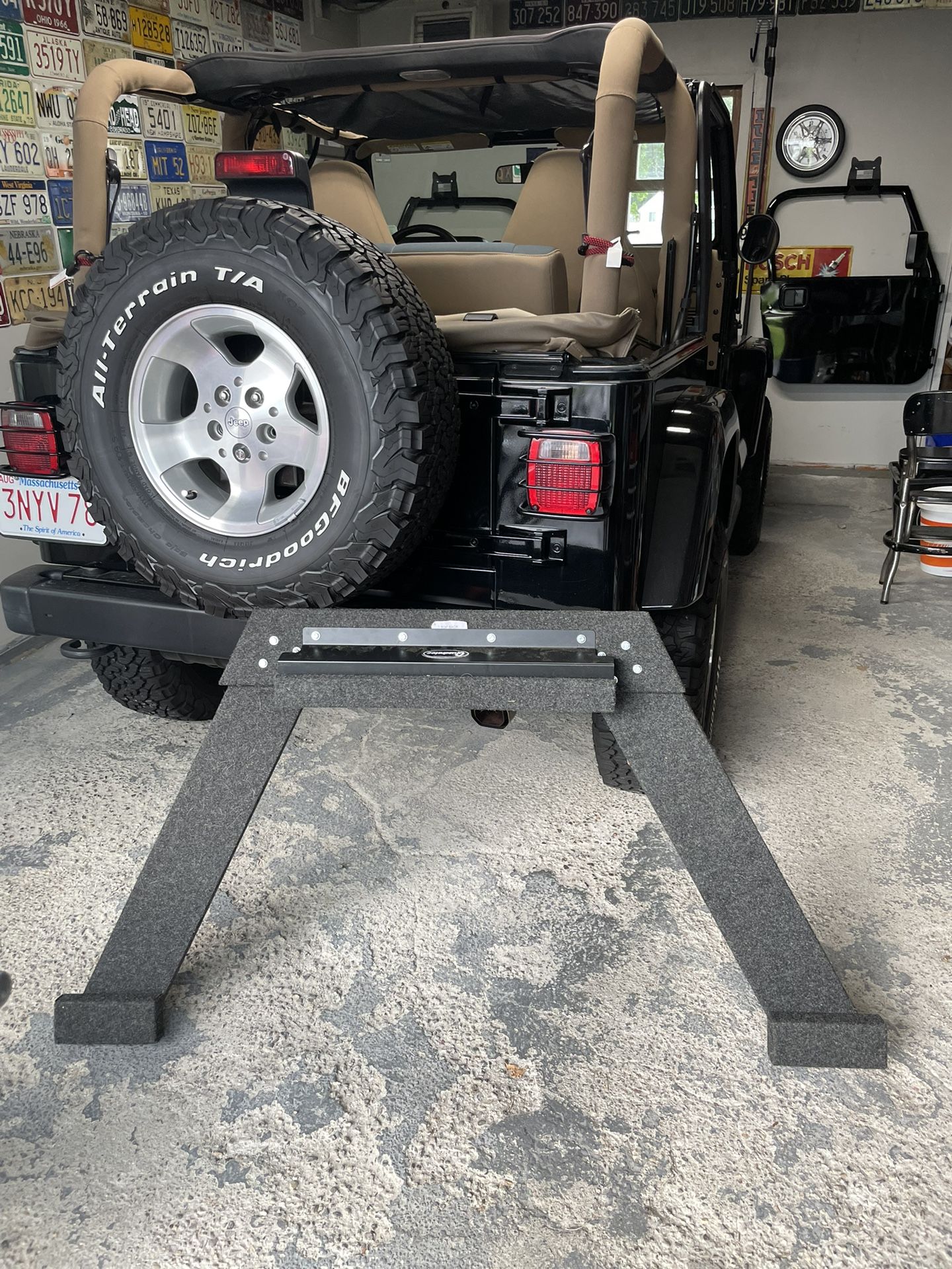Jeep Wrangler Hard Top Storage Cart