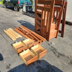 Kids Bunk Bed With Staircase 