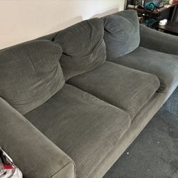  LAZY BOY COUCH