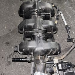 OEM Ford Mustang Intake Manifold 2005-2010 4.0L V6 w/ Throttle Body