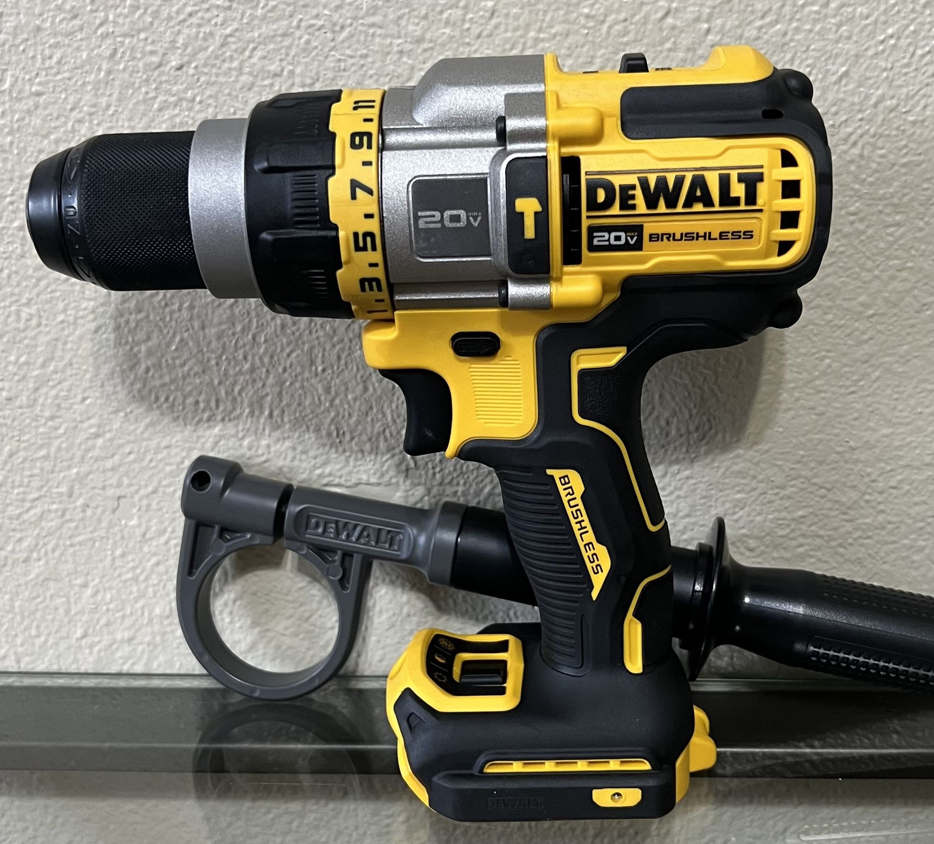 New Dewalt Flexvolt Hammer Drill 3 Speeds (TOOL ONLY)