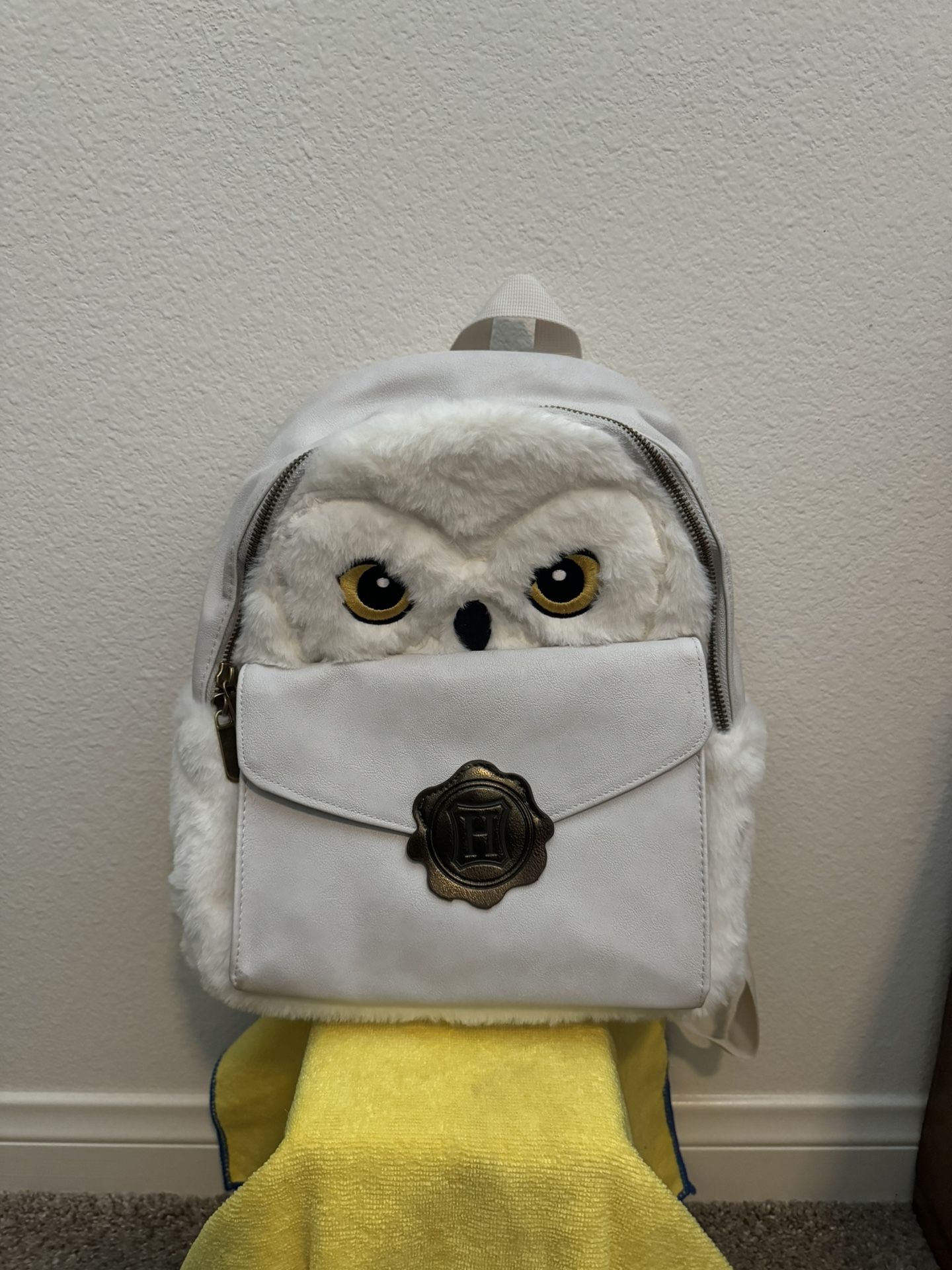Officially Licensed Harry Potter Hogwarts Hedwig White Owl Mini Backpack