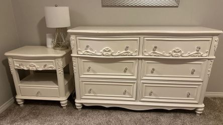 White French Provincial Style Dresser & Nightstand Set – Crystal Knobs
