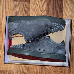 Christian Louboutin Grey Suede Spiked Low Sneakers Men 44 (11)