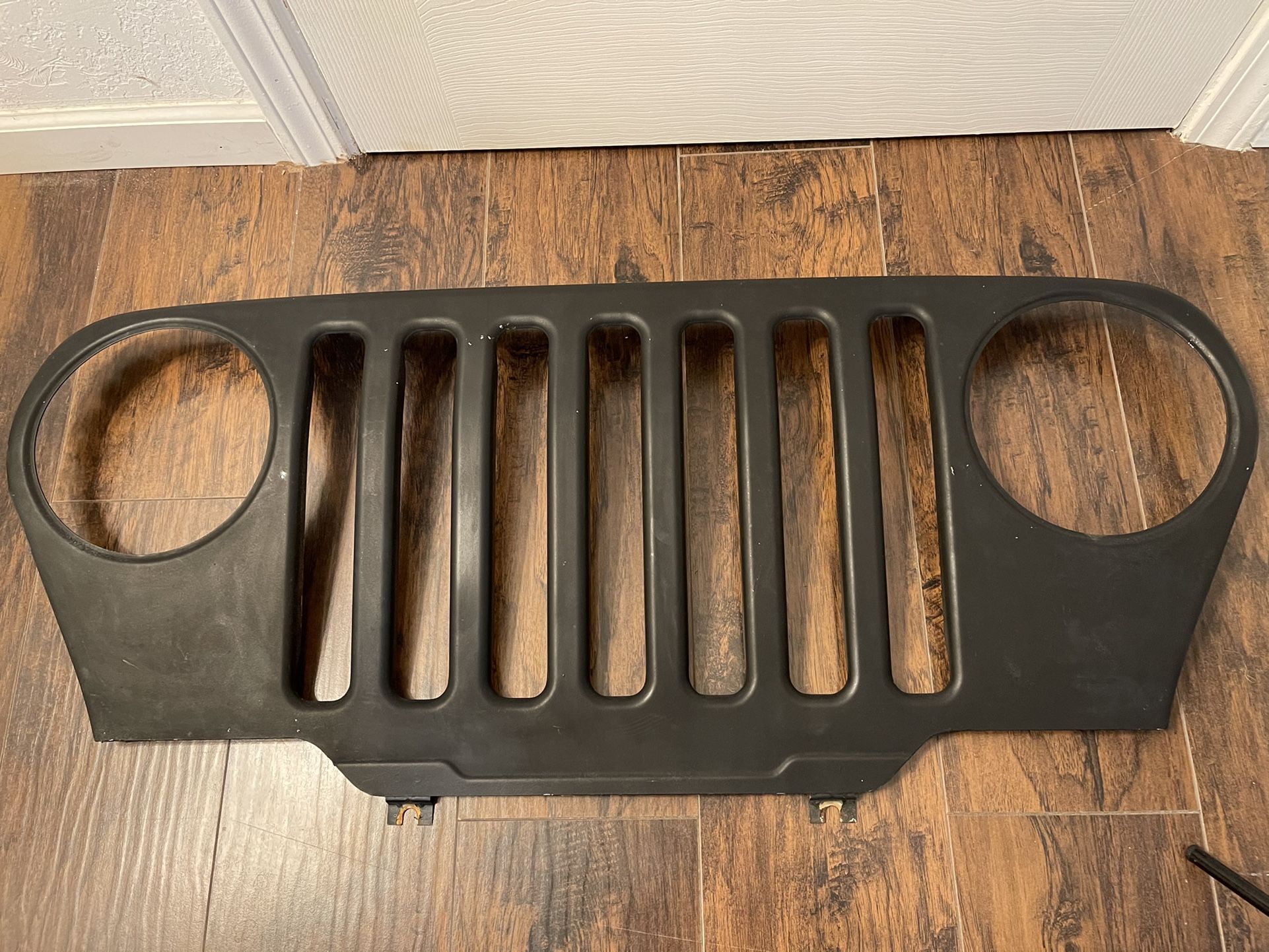 Jeep Wrangler Chrome/Metal Grill Cover (97-06 TJ)