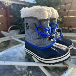 Sorel Snow Boots Size 8 